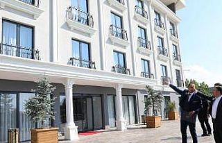 Akçakoca’ya yapılan otel incelendi