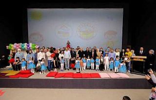 Akdağmadeni’nde kreş öğrencileri mezuniyet heyecanı...
