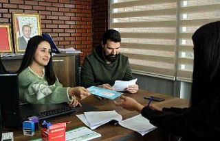 Akdenizli üniversite öğrencilerinin burs desteğinin...
