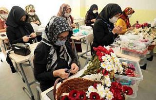 Alanya’da el sanatları kursları yıl sonu sergileri...