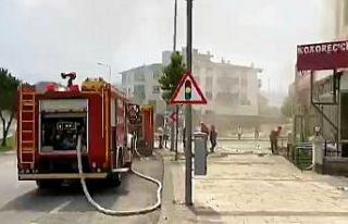 Alevlere teslim olan kokoreç dükkanı küle döndü