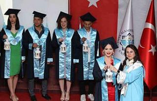 ALKÜ’de Işık Alma ve Yemin Töreni yapıldı