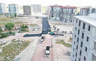 Alt yapı yenileme çalışmaları tamamlanan caddelerde...