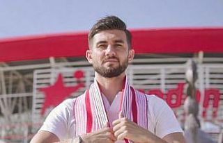 Antalyaspor, Soner Aydoğdu’yu kadrosuna kattı
