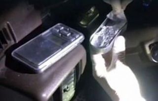 Aracın gösterge panelinde sıvı bonzai çıktı