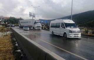 Araçlar yolda kaldı