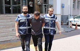 Aranan şahıs bazanın altından çıktı