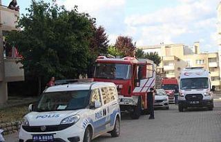 Asansör boşluğuna düşüp ağır yaralanan kurye...