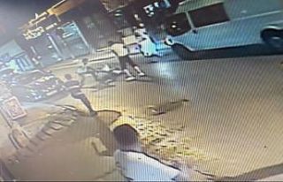 Ataşehir’de dükkana silahlı saldırı kamerada