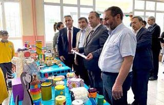 Atık malzemeleri geri dönüştürdüler