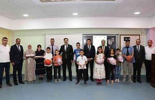 Atık malzemeleri geri dönüşüme kazandıran öğrencilere...