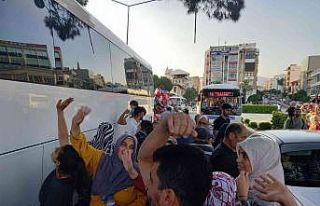 Aydın’dan ilk kafile dualarla uğurlandı