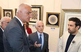 Bakan Ersoy, 21. Devlet Türk Sanatları Yarışması...