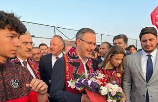 Bakan Kasapoğlu’ndan Eskişehirspor için ‘Modernize...