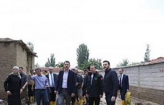 Bakan Kurum, selden etkilenen Haymana’da incelemelerde...