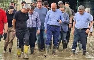 Bakan Soylu, Bartın’da selin ardından temizlik...