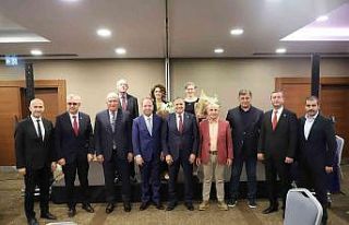 Başkan Akgün’e “Barınma Politikaları Özel...