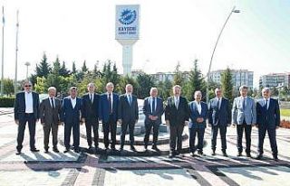 Başkan Büyükkılıç’tan KAYSO’ya ’tebrik’...