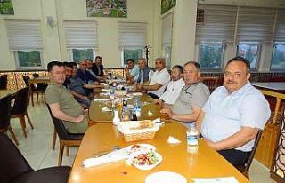 Başkan Çalışkan, mahalle muhtarlarıyla bir araya...