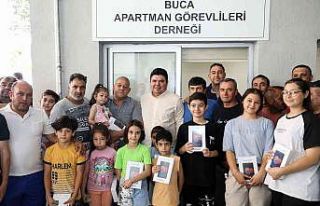 Başkan Kılıç’tan apartman görevlilerinin çocuklarına...