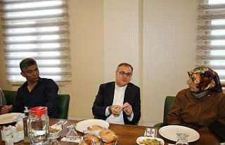 Başkan Özdoğan muhtarlarla istişare toplantısı...