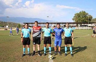 Başkan Ulutaş, çiftçi kupası futbol turnuvasında...