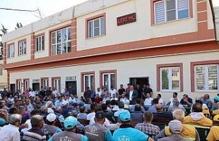 Başkanlar belediye çalışanlarıyla bir araya geldi