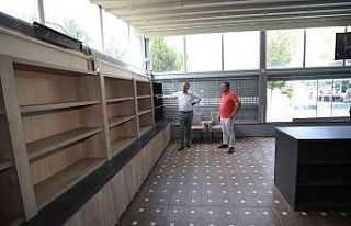 Bayraklı’da kitap kafe dönemi