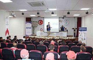 Belediye personeline afet farkındalık eğitimi