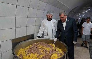 Beyazgül’den yardım kuruluşuna kurban bağışı