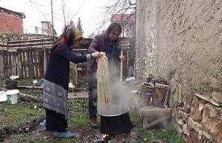 Bin yıllık yöntemle dokunan motifler yeniden hayat...