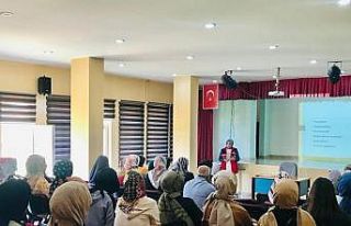 Bingöl’de usta öğreticilere ’Şiddetsiz İletişim...