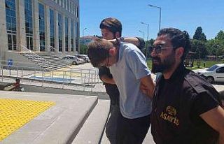 Bir hafta önce boşandığı eski eşini ve 3 yaşındaki...