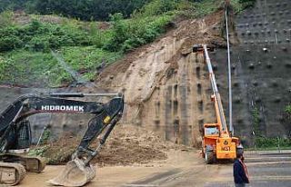 Bolu Dağı Tüneli’nde toprak kayması İstanbul...