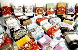 Bu okulda önce 100’üzerinde farklı sabun ürettiler,...