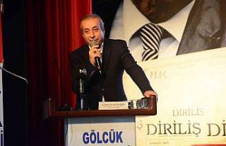 Bu sempozyum Sezai Karakoç’a ithaf edildi