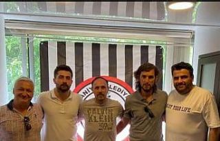 Burhaniye Belediyespor transferlere başladı