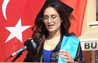 Burhaniye’ de Başkan Deveciler’ den okul birincisine...