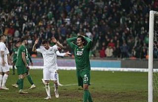 Bursaspor’u parası başarısızlığa sürükledi