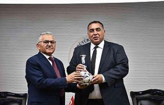 Büyükkılıç’tan kardeş şehir Misrata heyetine...