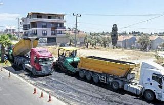 Büyükşehir Didim’de yolları yeniliyor
