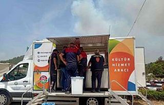 Büyükşehir personeli Marmaris yangınında teyakkuz...