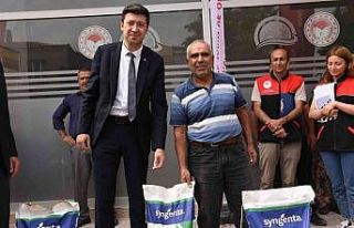 Büyükşehir’den bin çiftçiye tohum desteği