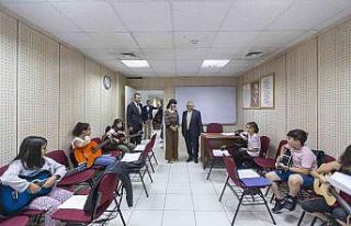 Büyükşehir’in konservatuar yaz kursları başladı