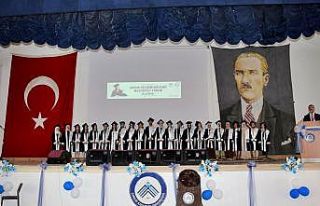 ÇAKÜ Çocuk Gelişimi Bölümü ilk mezunlarını...