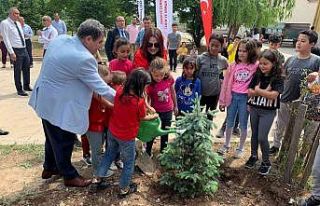 Çevre Haftası’nda fidanlar toprakla buluştu