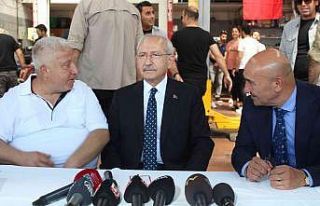 CHP Lideri Kılıçdaroğlu İzmir’de sanayi esnafı...