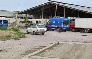 Çiftlikte çalışan işçi ölü bulundu