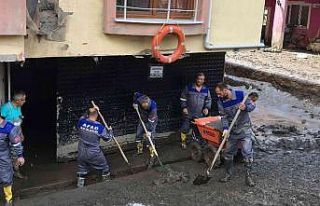 Çınarcık’tan Kastamonu’ya destek ekibi