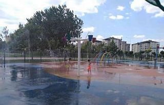 Çocuklar Fresh Parklarla serinliyor